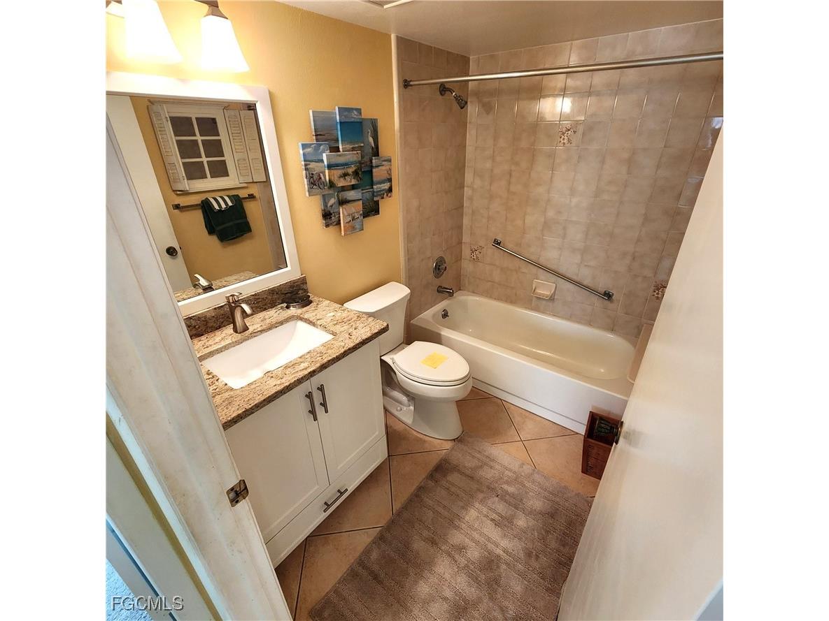9950 Sailview Court #16-H2 Fort Myers FL 33905 2026001674 image14