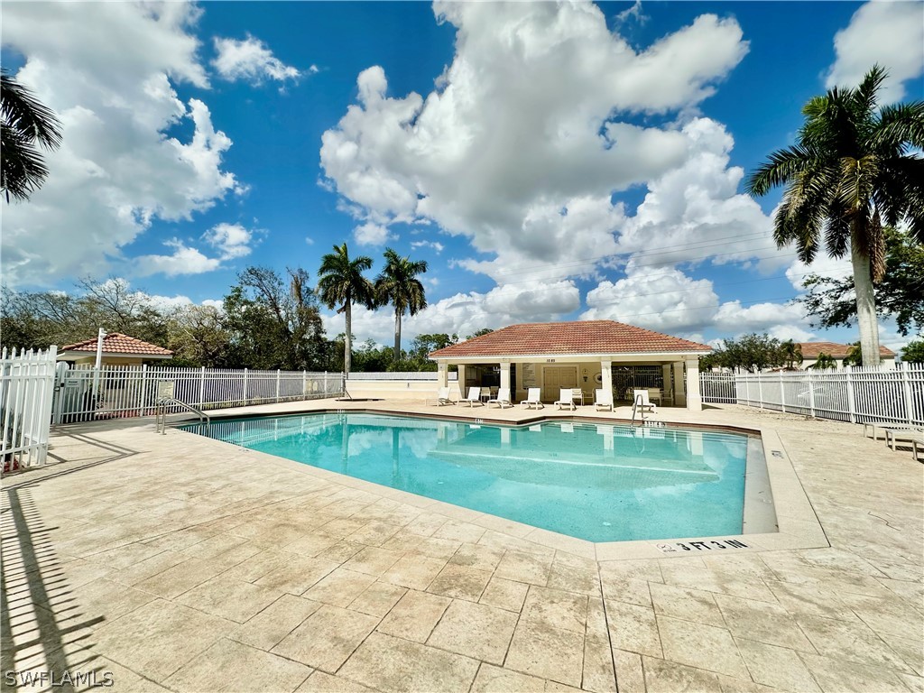 996 Hampton Circle #71 Naples FL 34105 226009954 image26