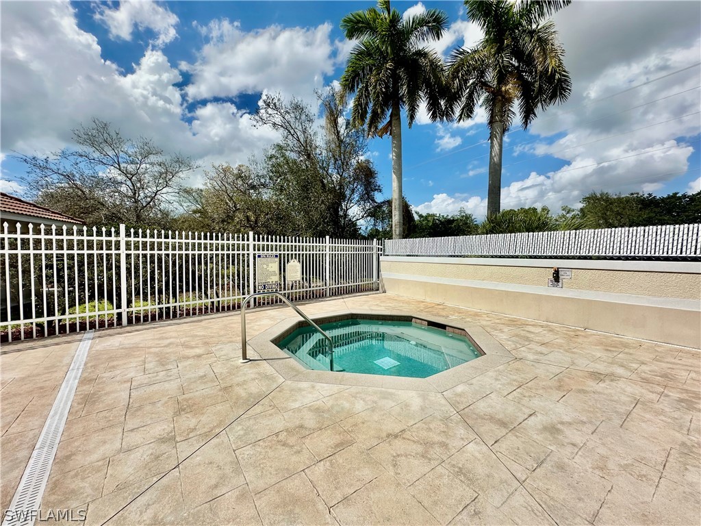996 Hampton Circle #71 Naples FL 34105 226009954 image29