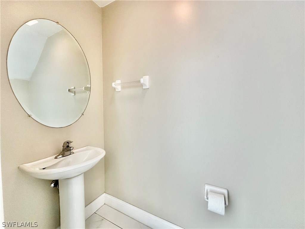 996 Hampton Circle #71 Naples FL 34105 226009954 image8