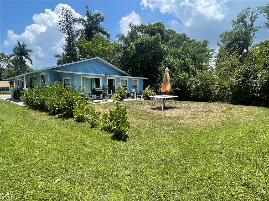 9960/9962 Carolina Street Bonita Springs FL 34135 224047267 image1