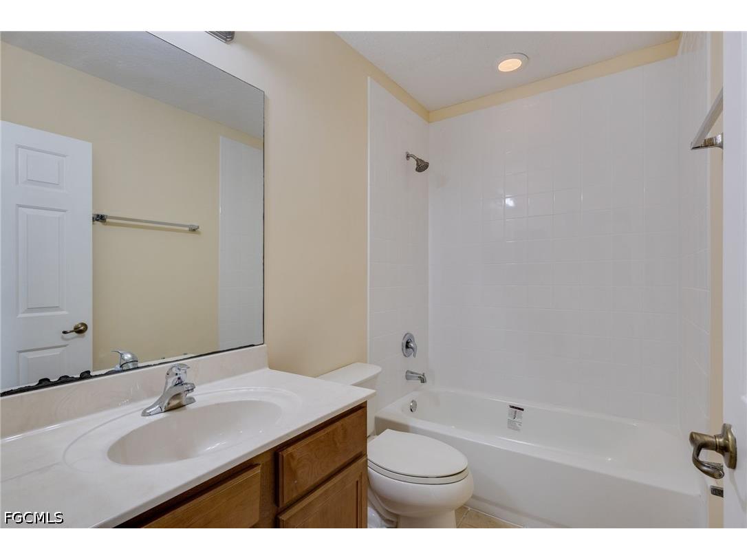 9967 Chiana Circle Fort Myers FL 33905 2026021429 image17