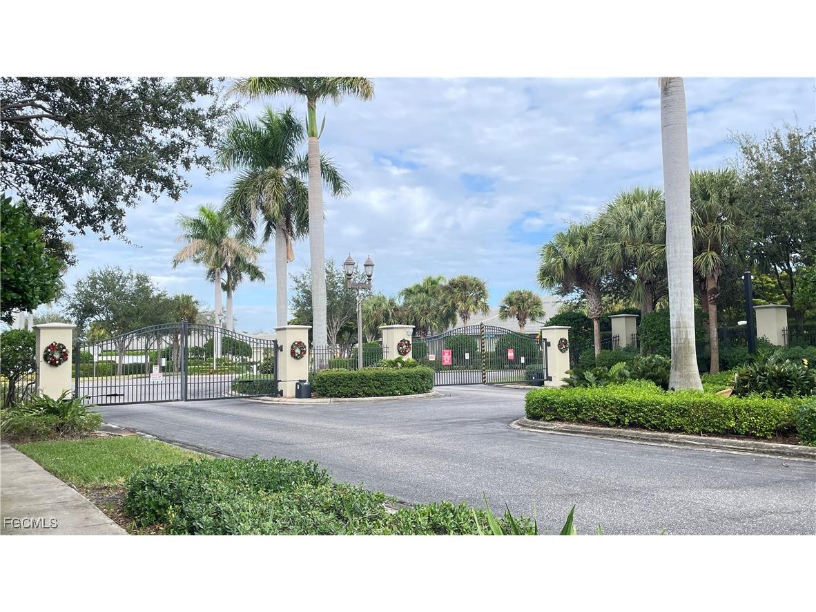 9968 Palmarrosa Way Fort Myers FL 33919 2025020214 image2