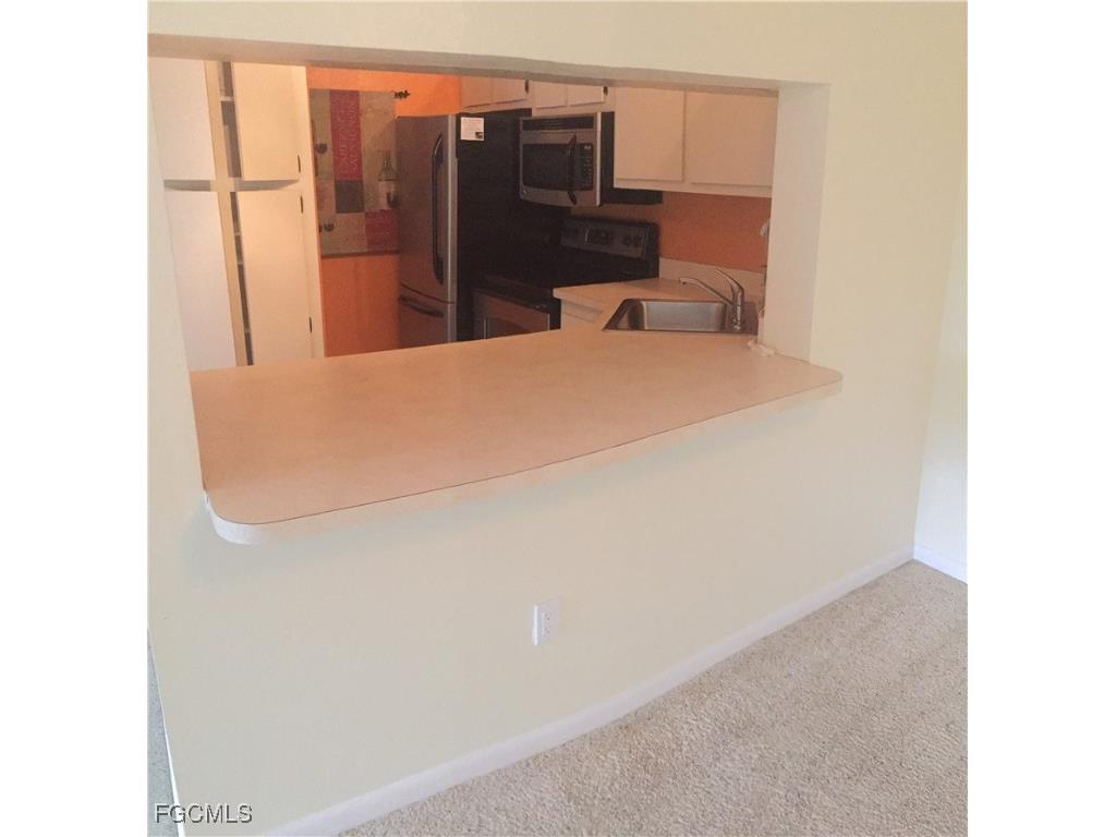 9970 Sailview Court #11 Fort Myers FL 33905 2025010534 image5