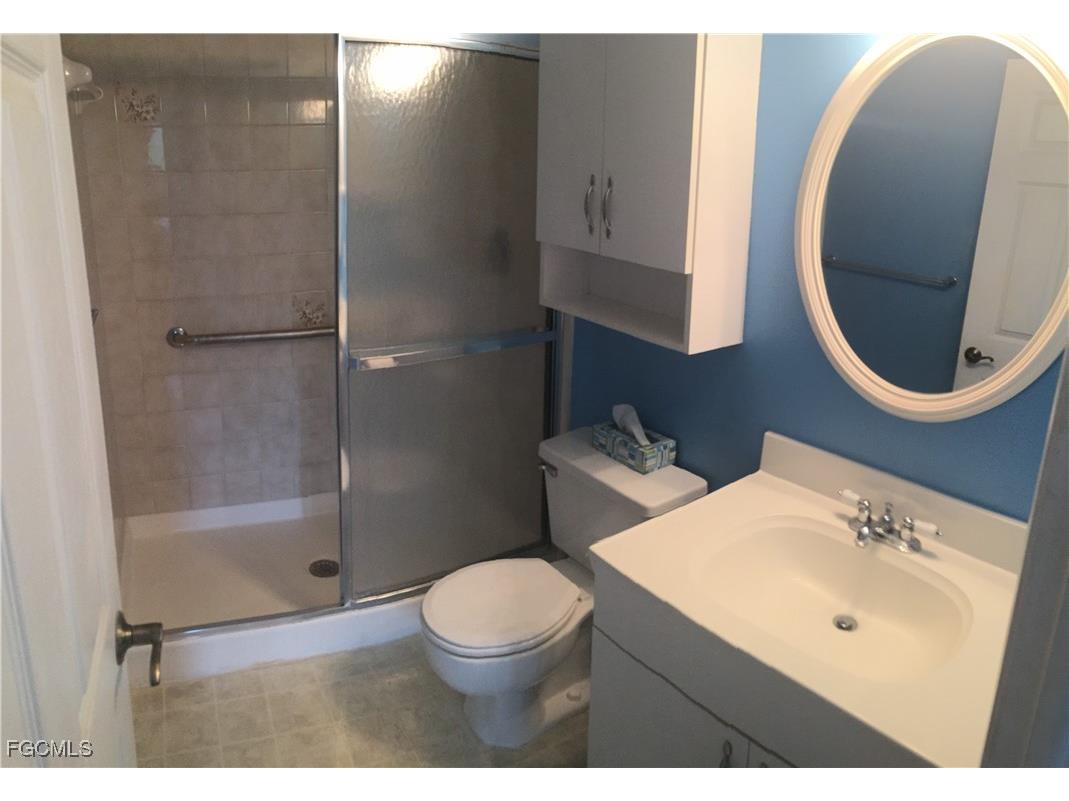 9970 Sailview Court #11 Fort Myers FL 33905 2025010534 image8