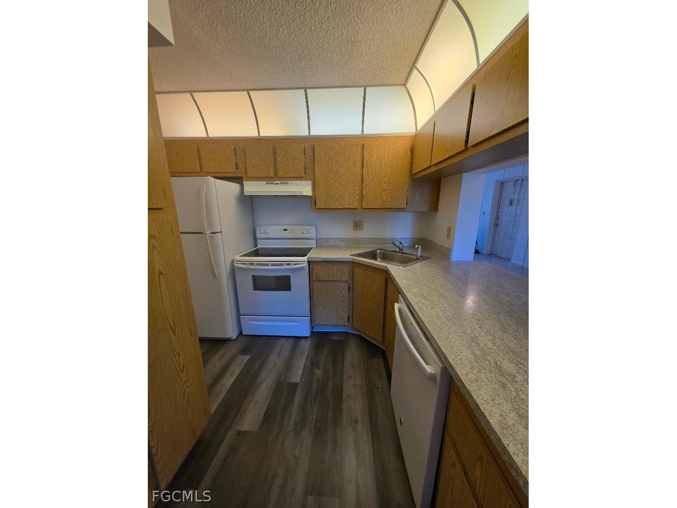 9970 Sailview Court #9 Fort Myers FL 33905 2026012910 image12