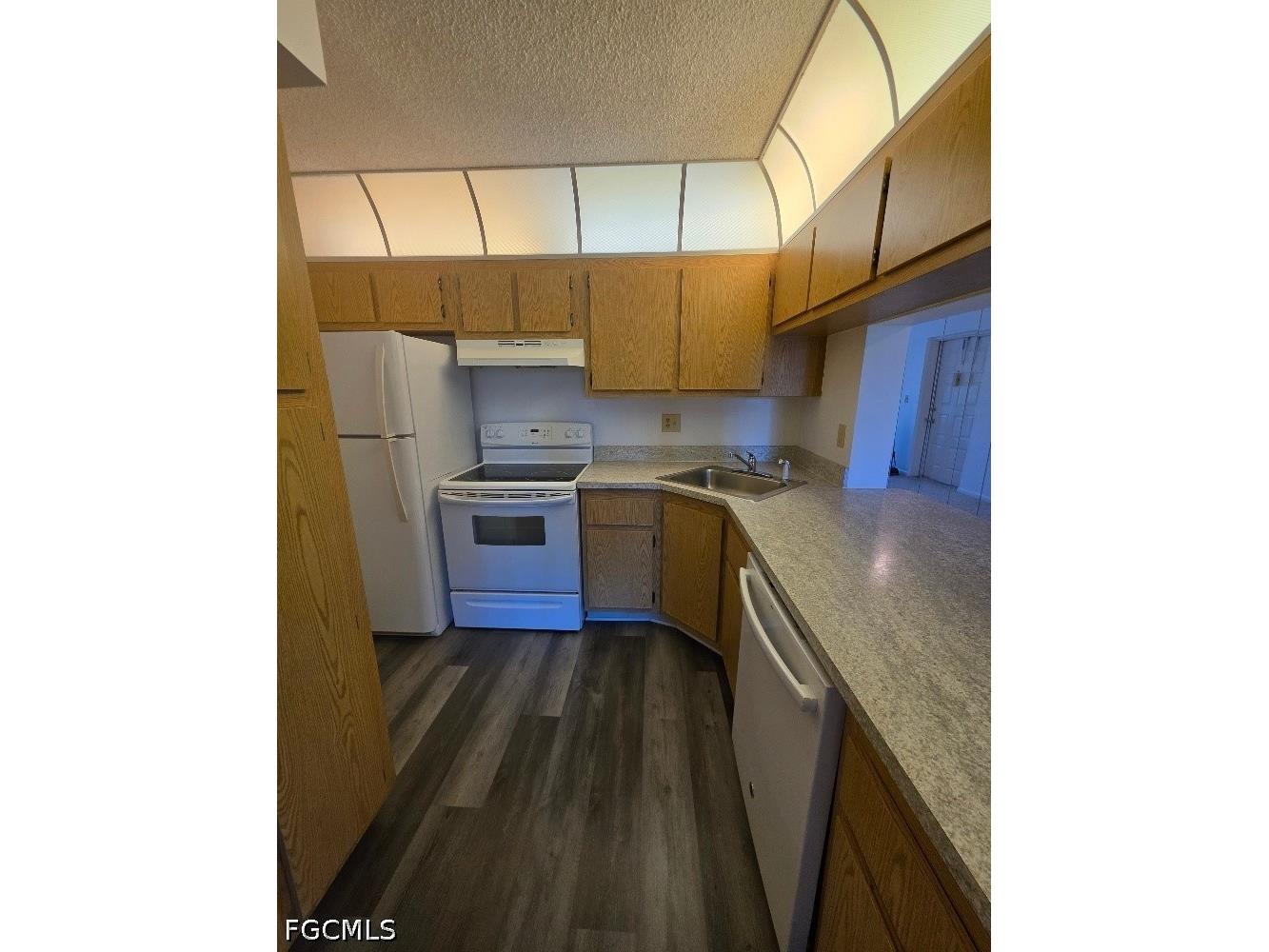 9970 Sailview Court #9 Fort Myers FL 33905 2026019392 image12