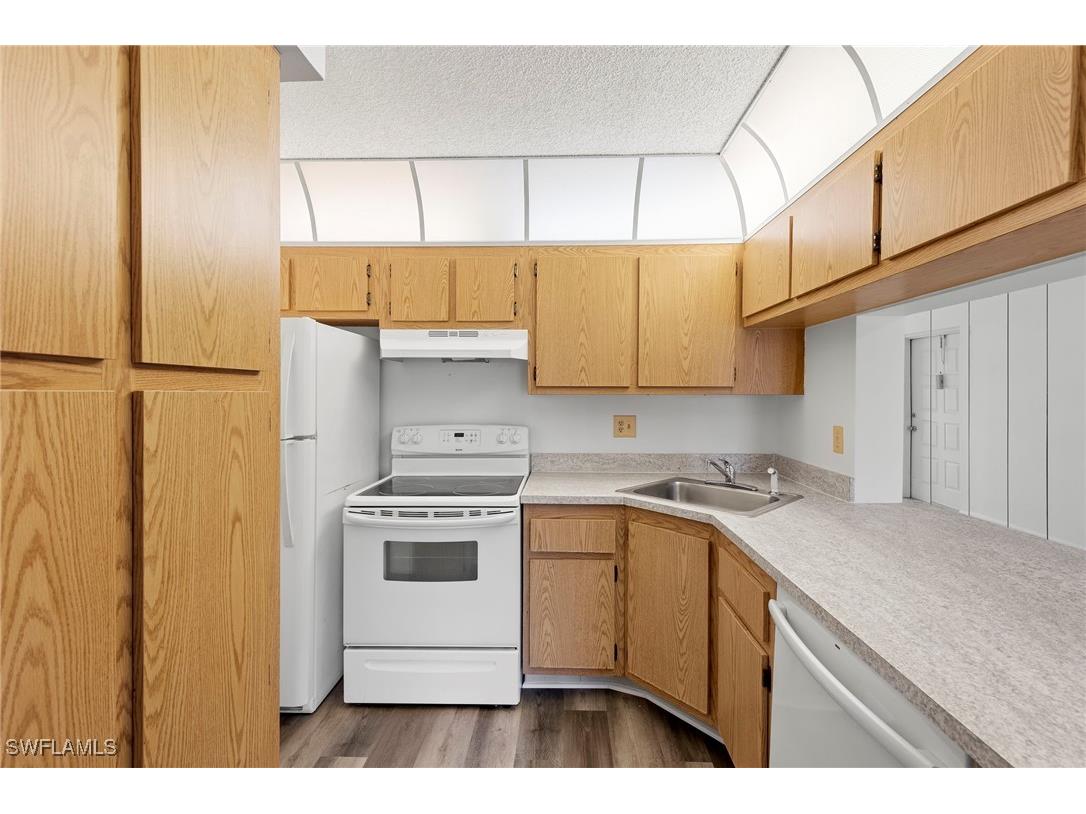 9970 Sailview Court #9 Fort Myers FL 33905 225058909 image6