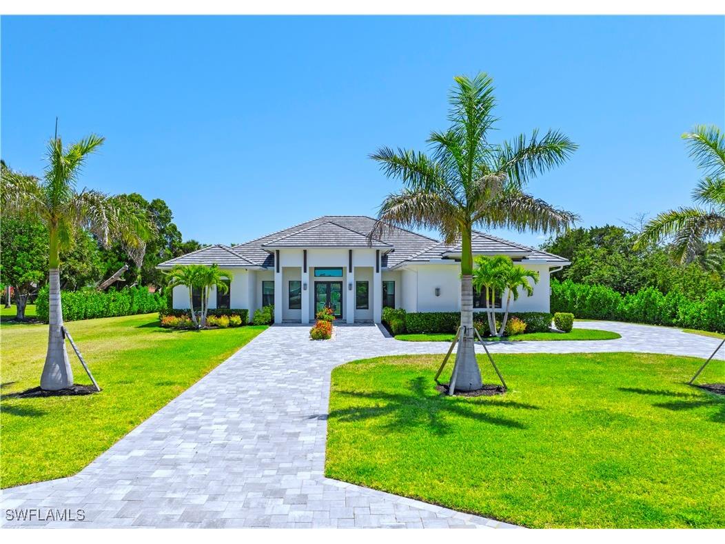 9974 Winterview Drive Naples FL 34109 225067582 image1