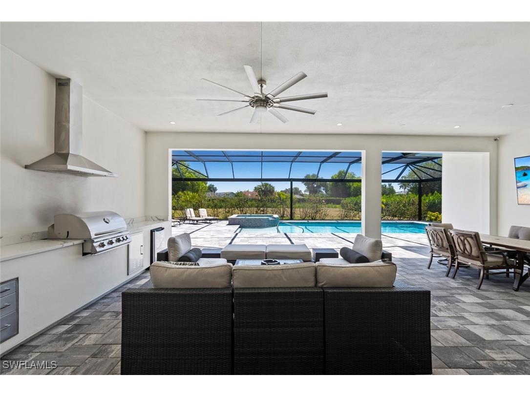 9974 Winterview Drive Naples FL 34109 225067582 image3