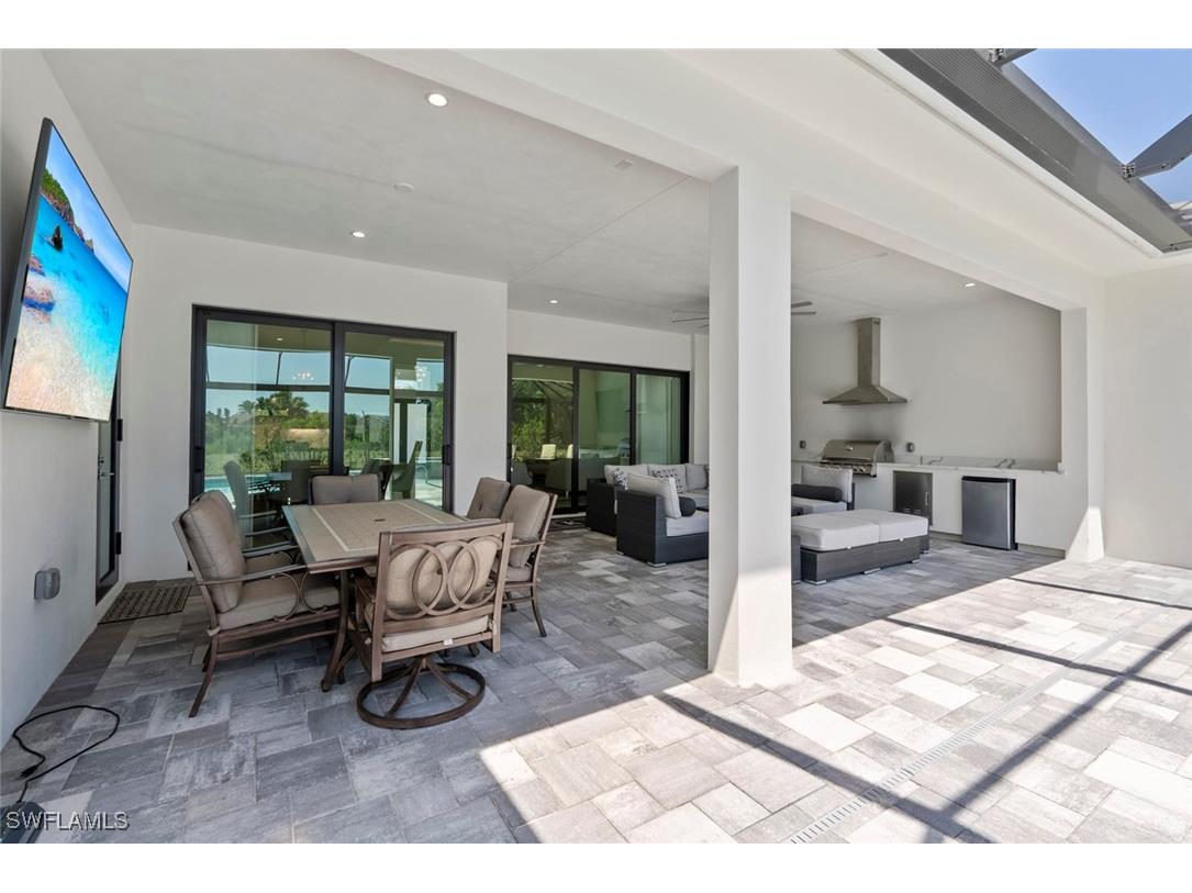 9974 Winterview Drive Naples FL 34109 225067582 image4