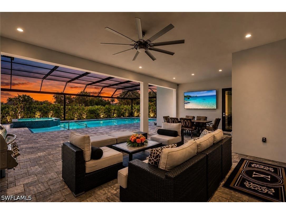 9974 Winterview Drive Naples FL 34109 226013554 image3
