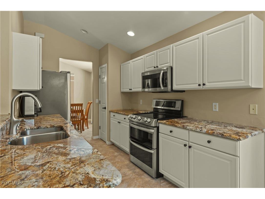 9998 Horse Creek Road Fort Myers FL 33913 2025021322 image4