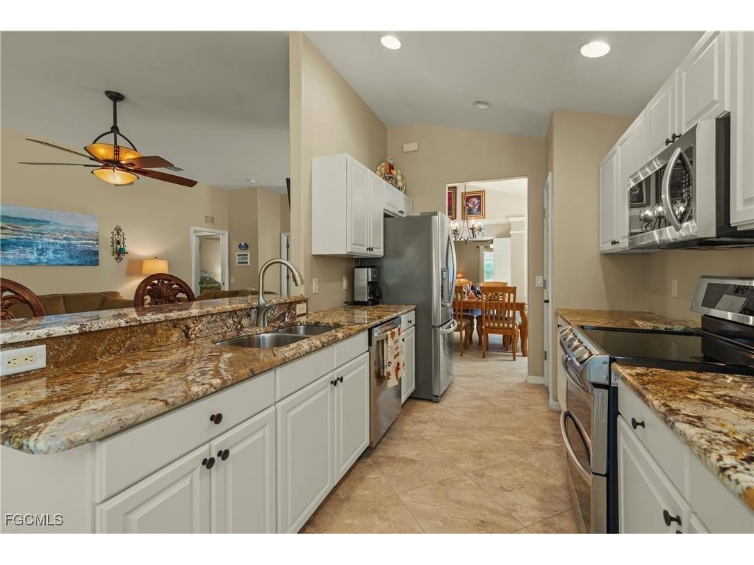 9998 Horse Creek Road Fort Myers FL 33913 2025021322 image5