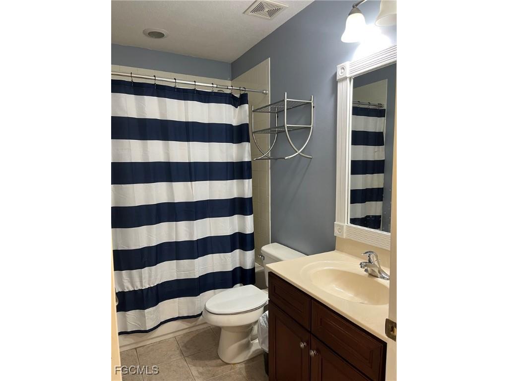 9999 Chiana Circle Fort Myers FL 33905 2025009977 image36