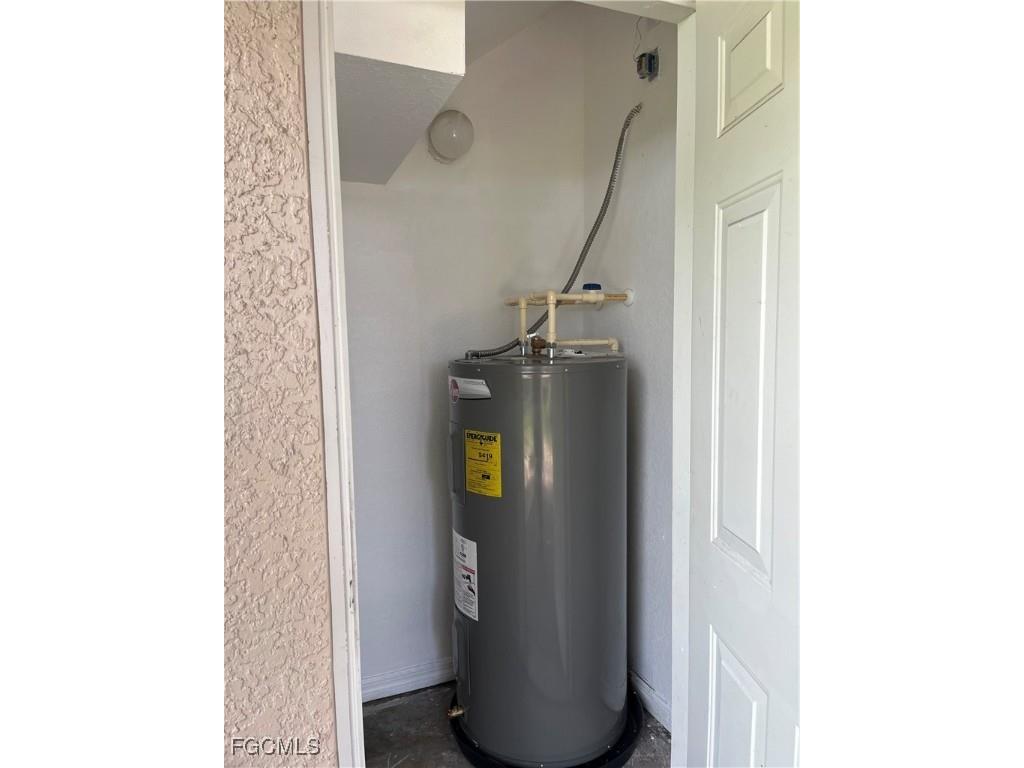 9999 Chiana Circle Fort Myers FL 33905 2025009977 image43