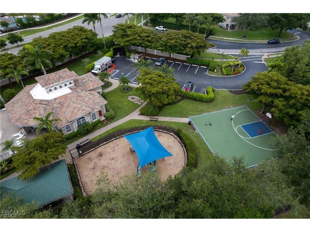 9999 Chiana Circle Fort Myers FL 33905 2025022765 image38