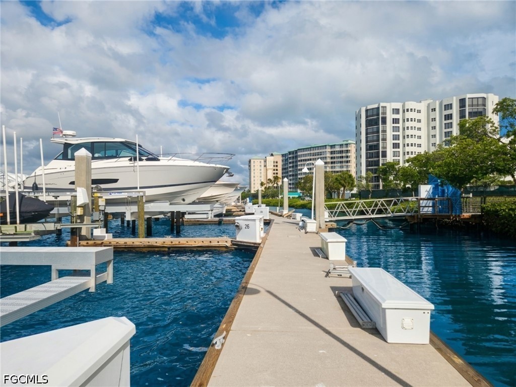 B24 4187 Bay Beach Lane Fort Myers Beach FL 33931 2026017617 image10