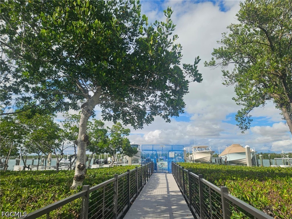 B24 4187 Bay Beach Lane Fort Myers Beach FL 33931 2026017617 image16