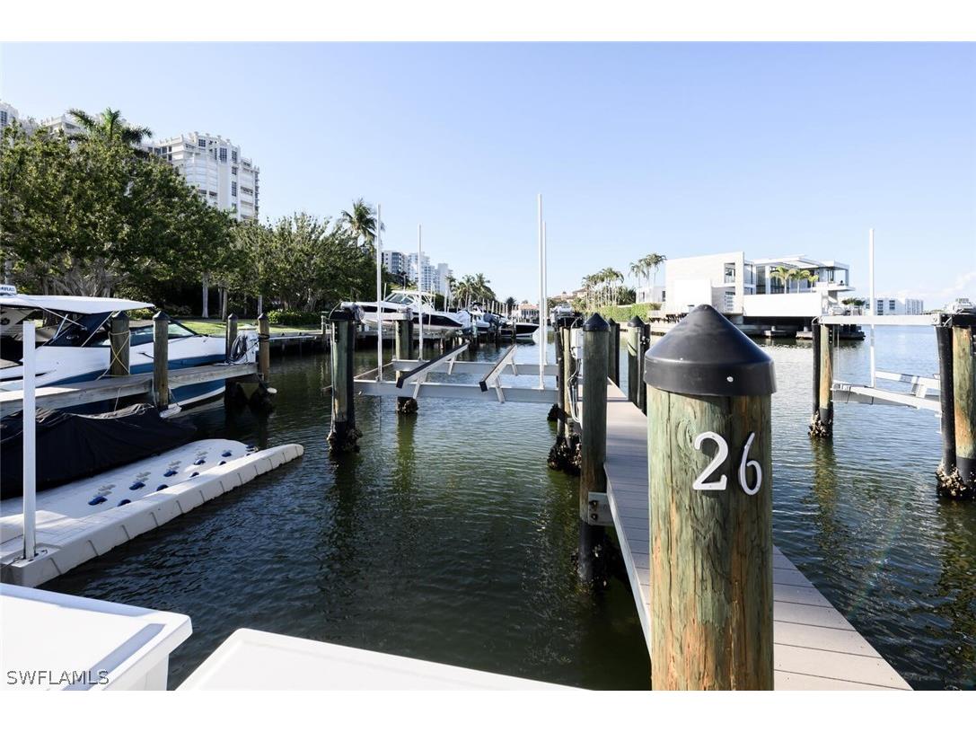 BS# 26 4090 Gulf Shore Boulevard N Naples FL 34103 226011702 image1