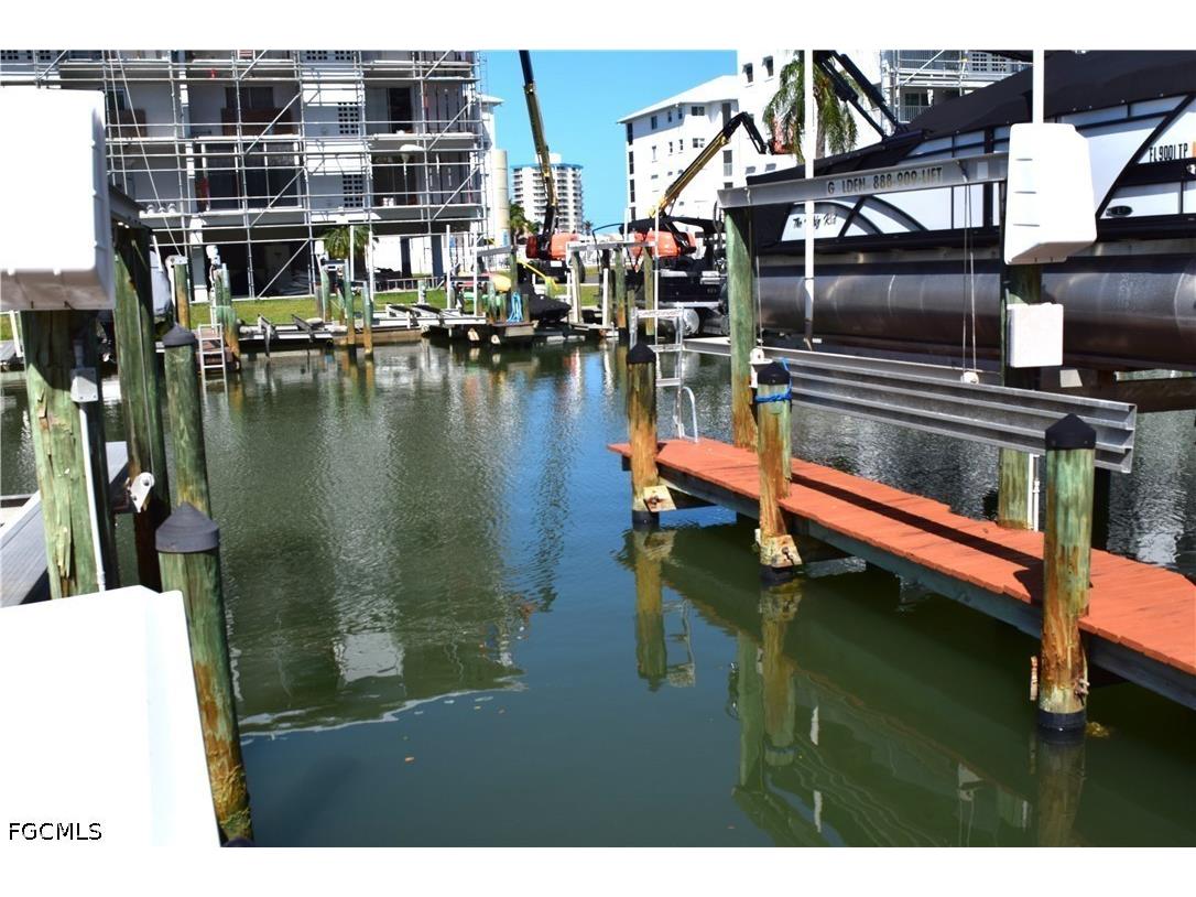 DOCK 25 - 4481 BAY BEACH Fort Myers Beach FL 33931 2026019421 image6