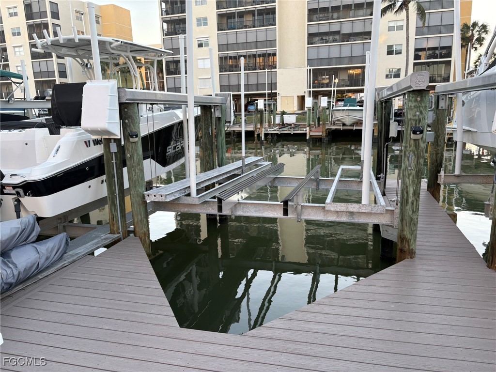 Dock 27 - 4351 Bay Beach Ln Fort Myers Beach FL 33931 2026004803 image3