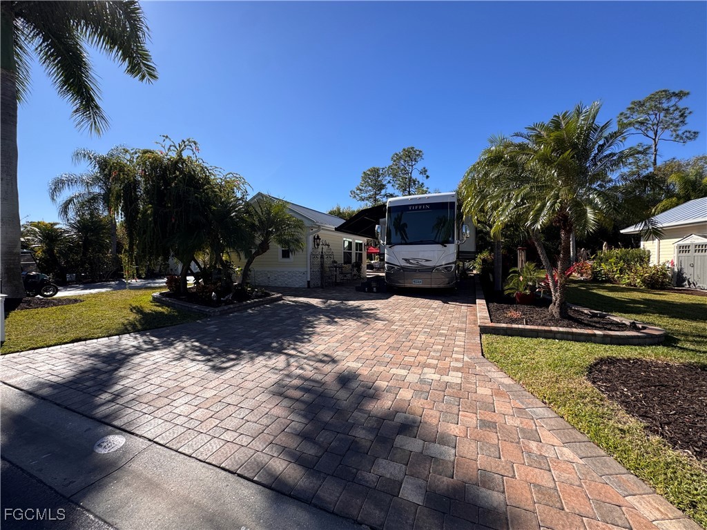 Lot 201 3024 Cupola Lane N Labelle FL 33935 2025026351 image4