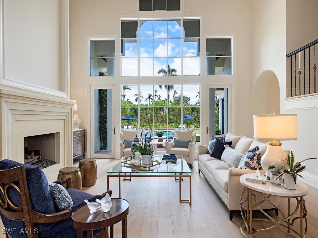 XXX Lantern Lane Naples FL 34102 225084208 image2