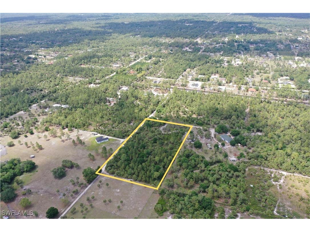 xx Mathews Street Naples FL 34117 225035671 image1