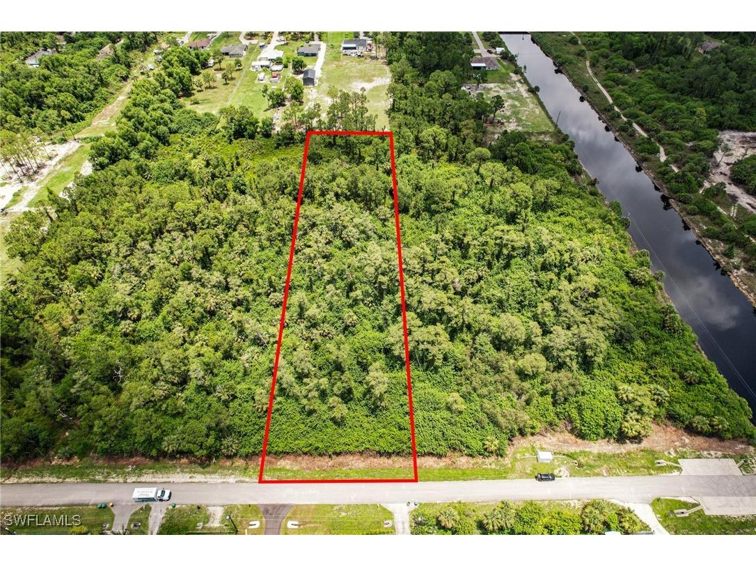 XXXX 16 Avenue NE Naples FL 34120 225077178 image3