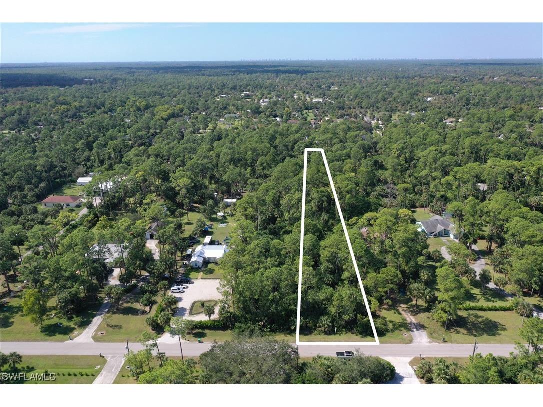 xxxx 17th Street SW Naples FL 34117 223079672 image1