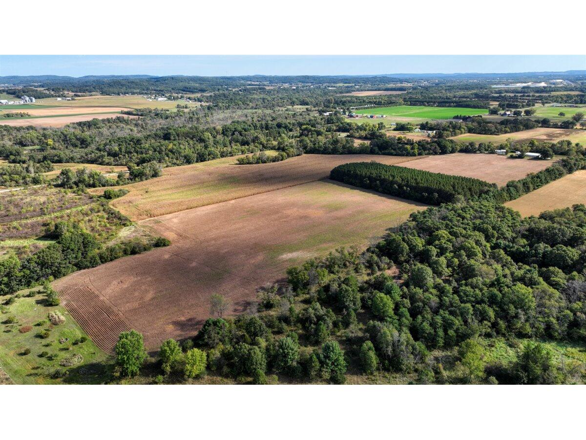 0 IBERIA Sparta WI 54653 1893057 image1