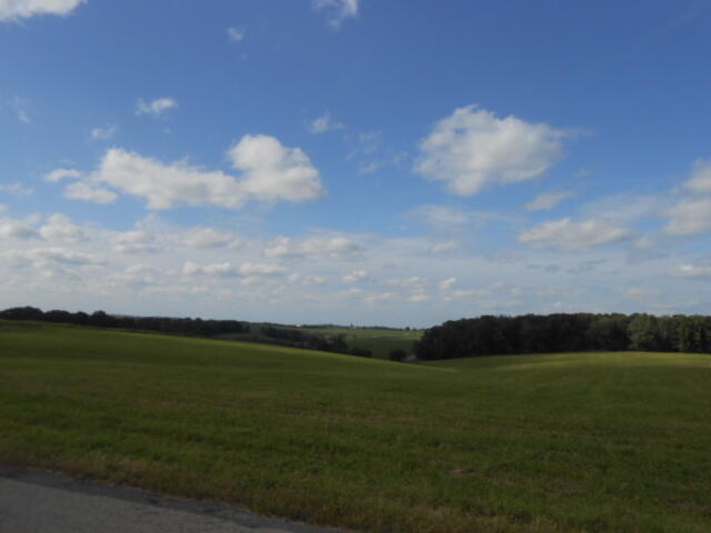 00 PIERCE HILL Viroqua WI 54665 1933994 image1