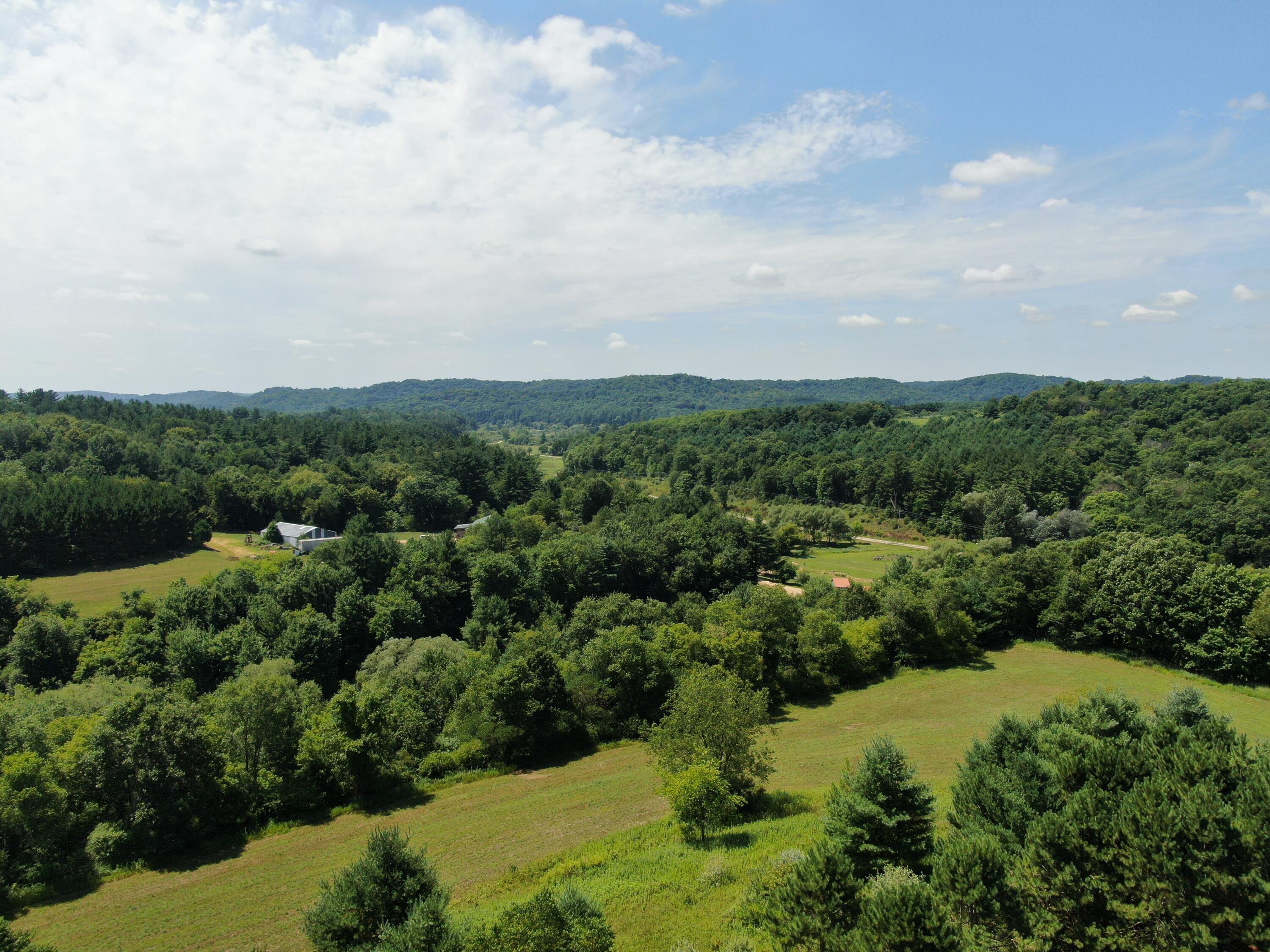 000 Drake Henrietta WI 53924 - Soules Creek 1929744 image5