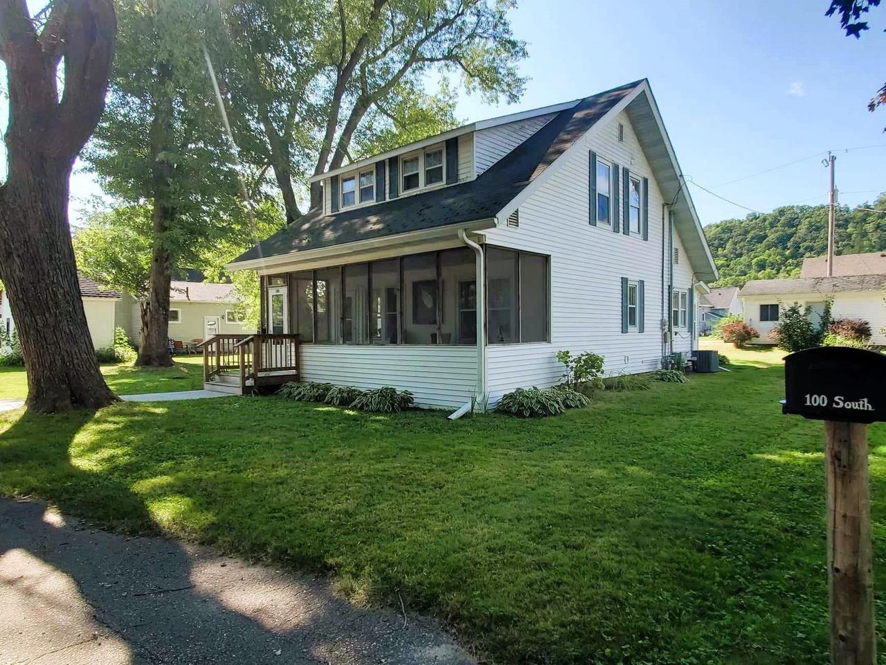 100 South Soldiers Grove WI 54655 1903565 image1