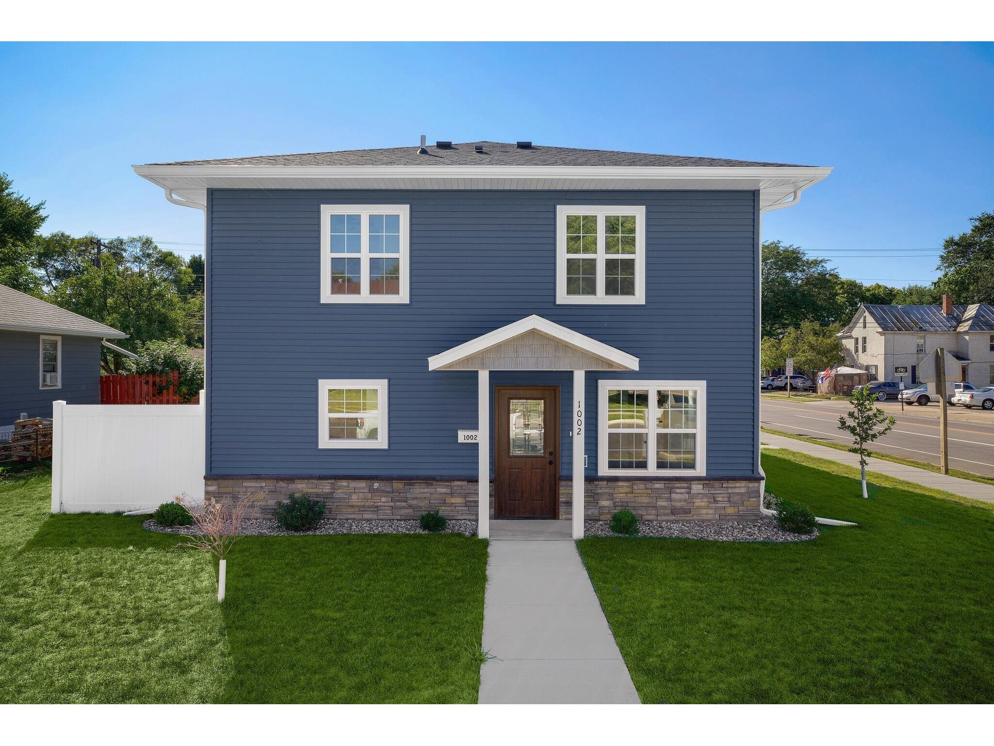 1002 7th La Crosse WI 54601 1882606 image1