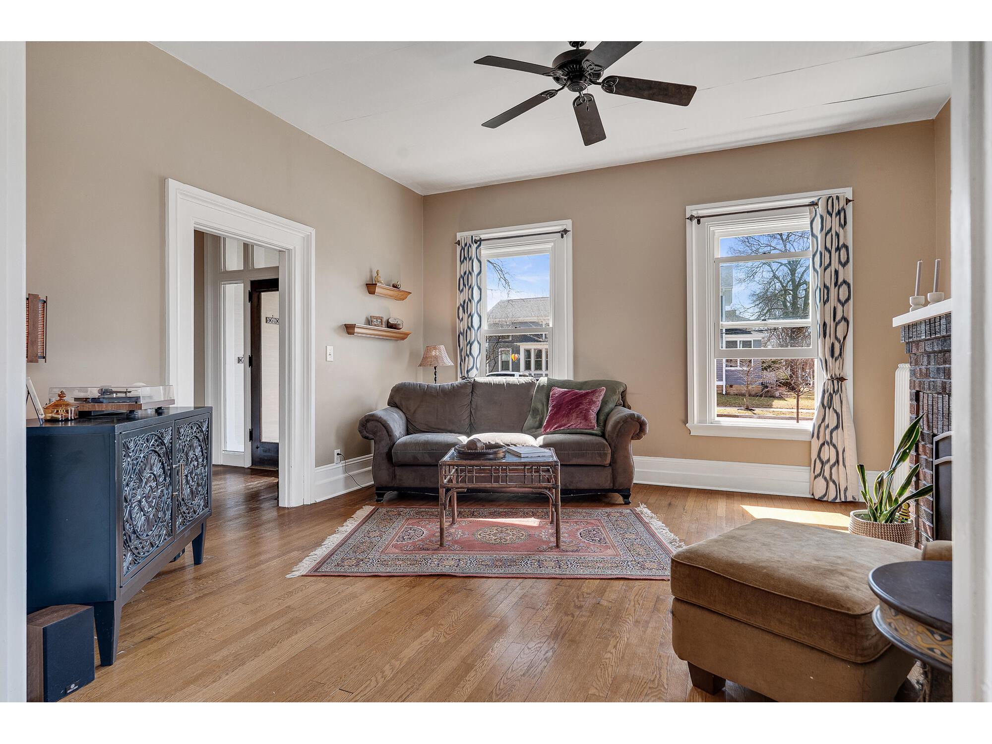1003 King La Crosse WI 54601 1956186 image27