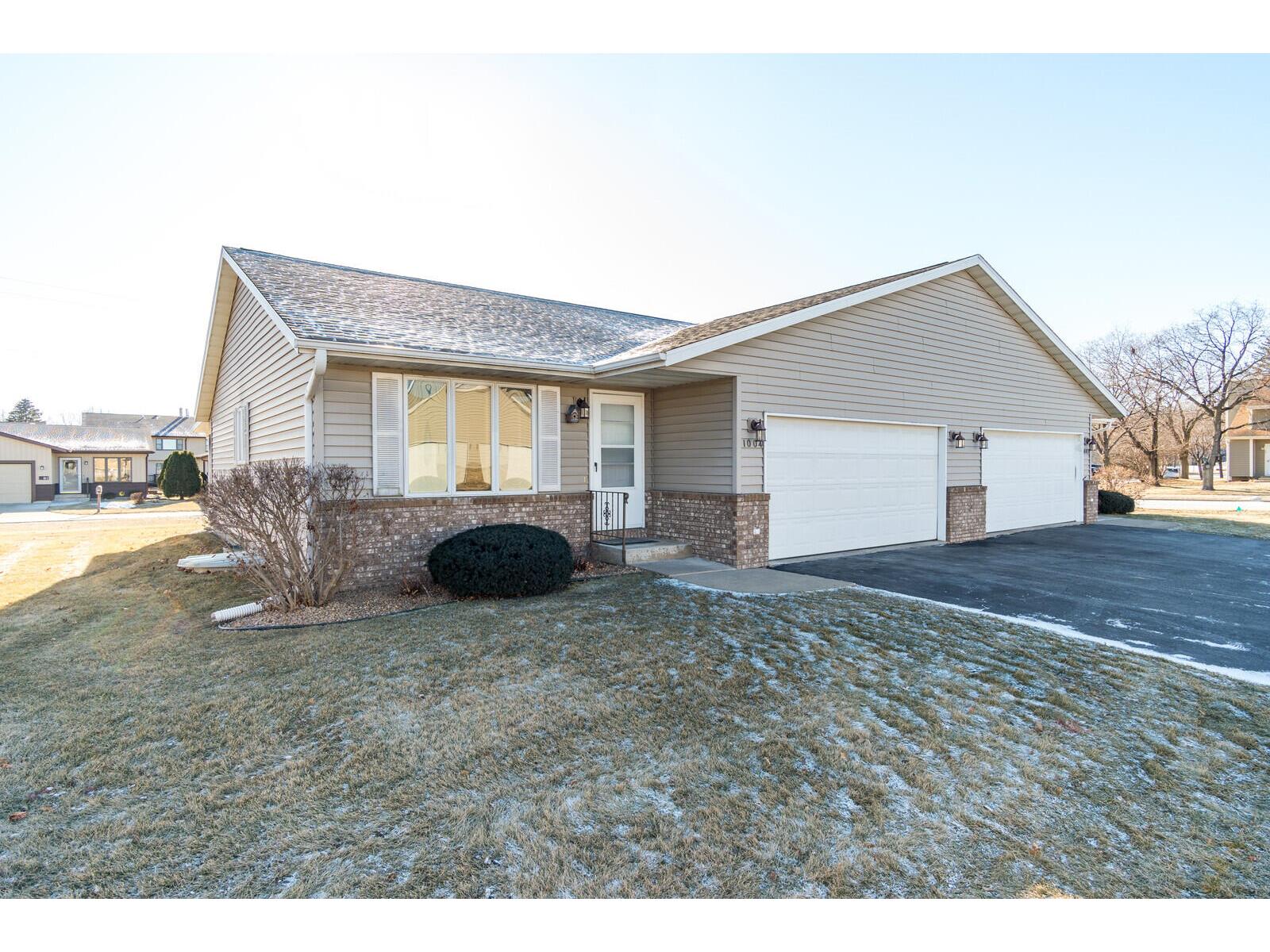 1004 Whispering Winds Onalaska WI 54650 1904815 image1