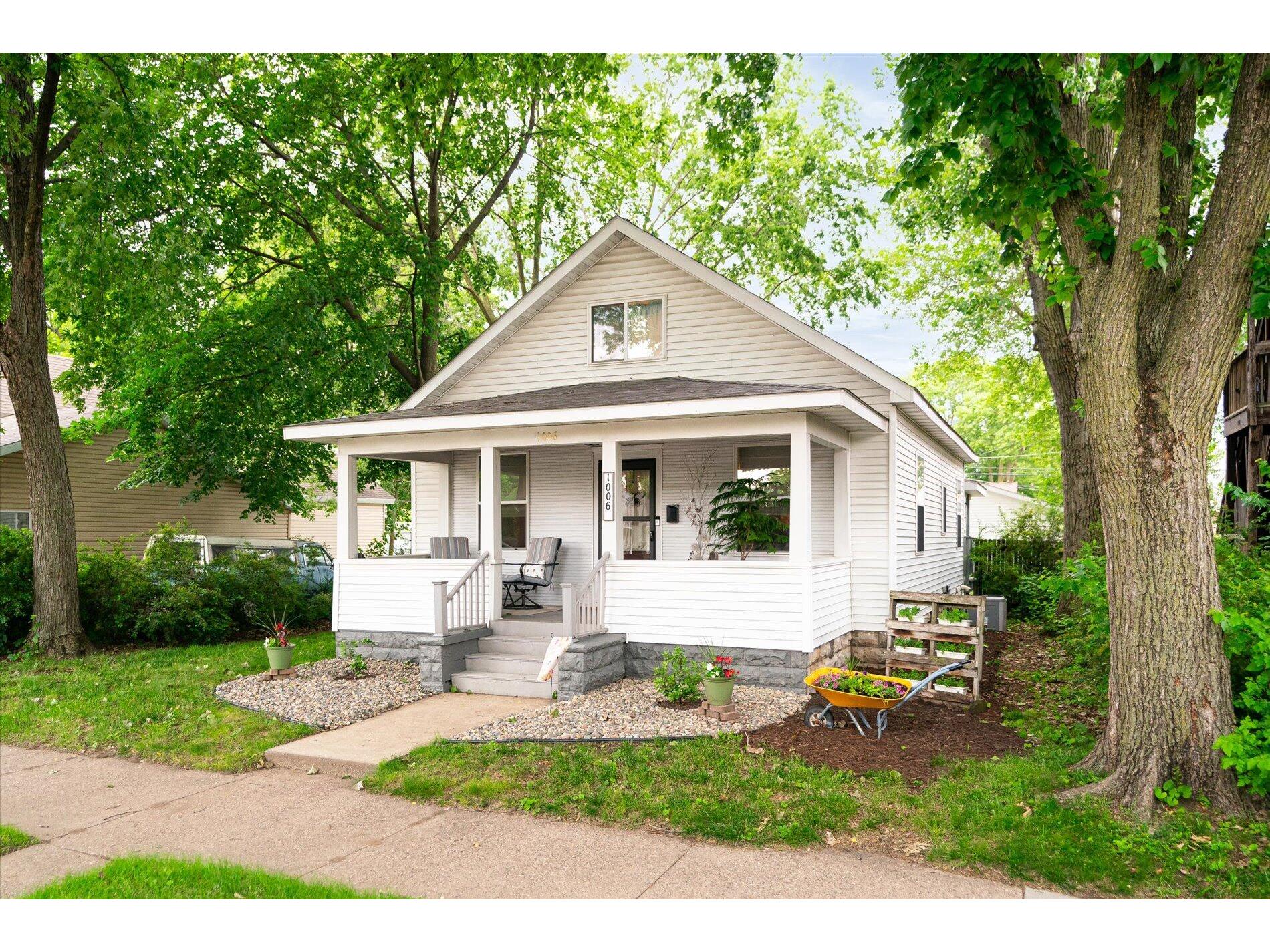 1006 9th La Crosse WI 54601 1879251 image1