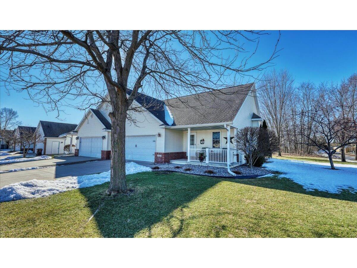 1007 Kristy La Crosse WI 54650 1824758 image1