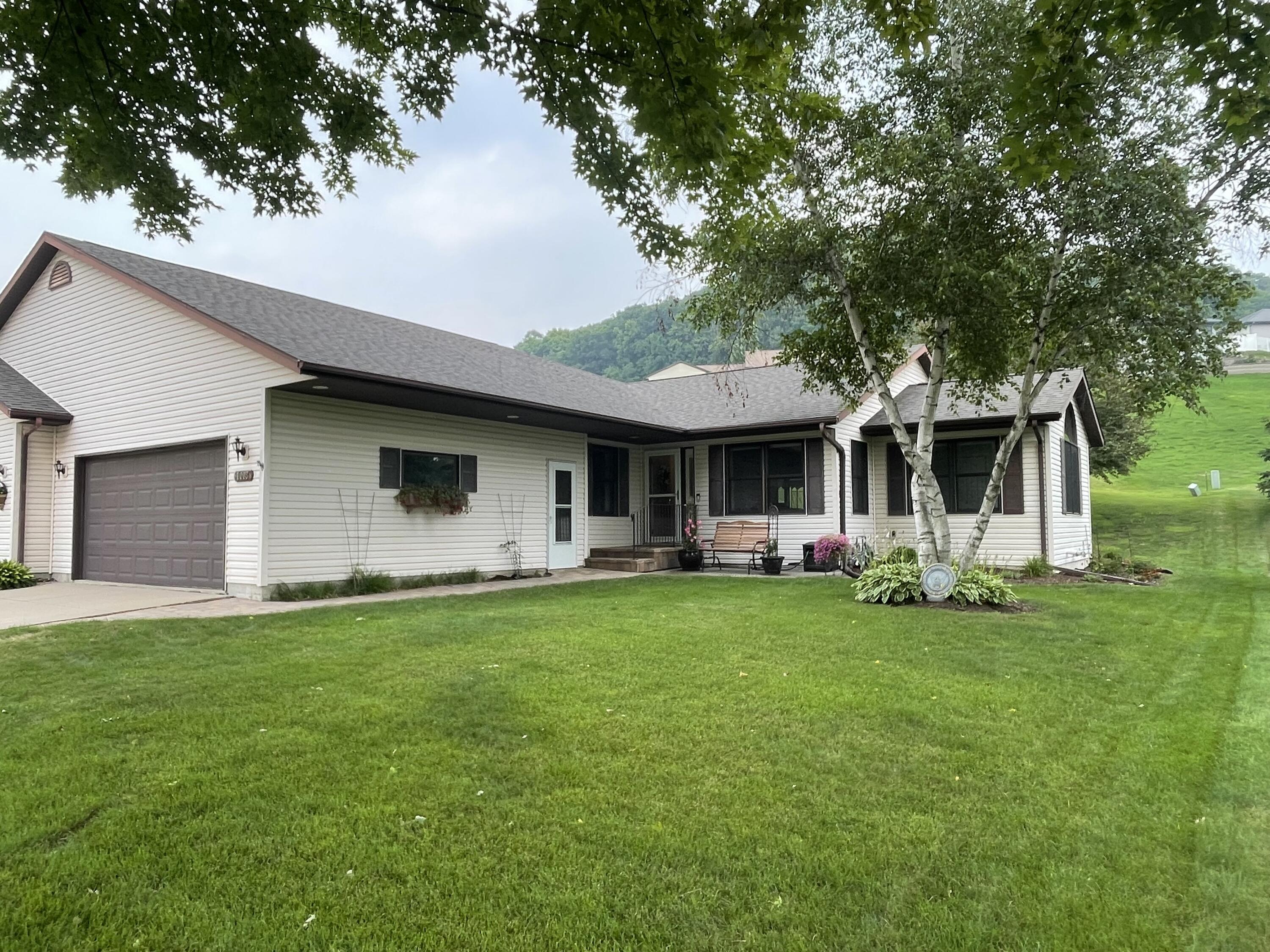 1008 Jonathan La Crescent MN 55947 1842824 image1