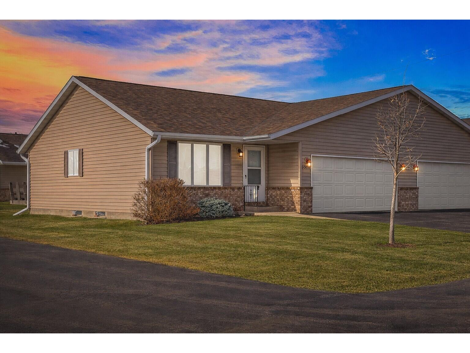 1009 Whispering Winds Onalaska WI 54650 1954591 image1