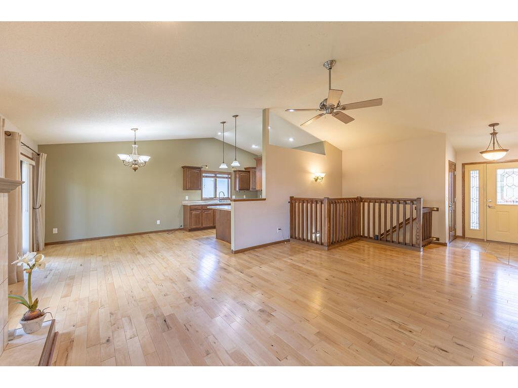 1009 Windhill Onalaska WI 54650 1959386 image22