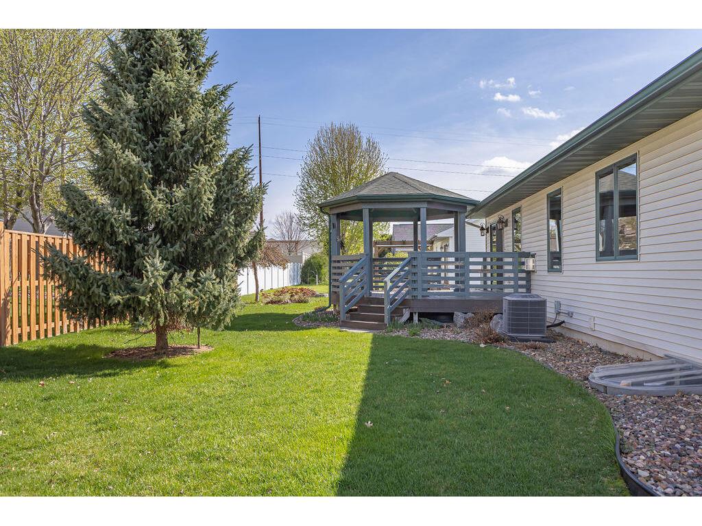 1009 Windhill Onalaska WI 54650 1959386 image49
