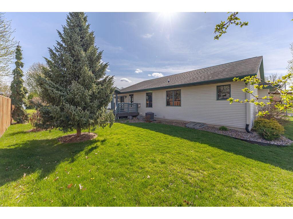 1009 Windhill Onalaska WI 54650 1959386 image51