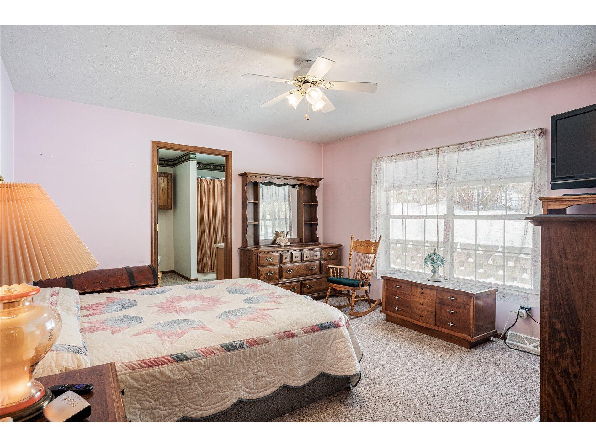 101 Masrud Westby WI 54667 1954375 image11