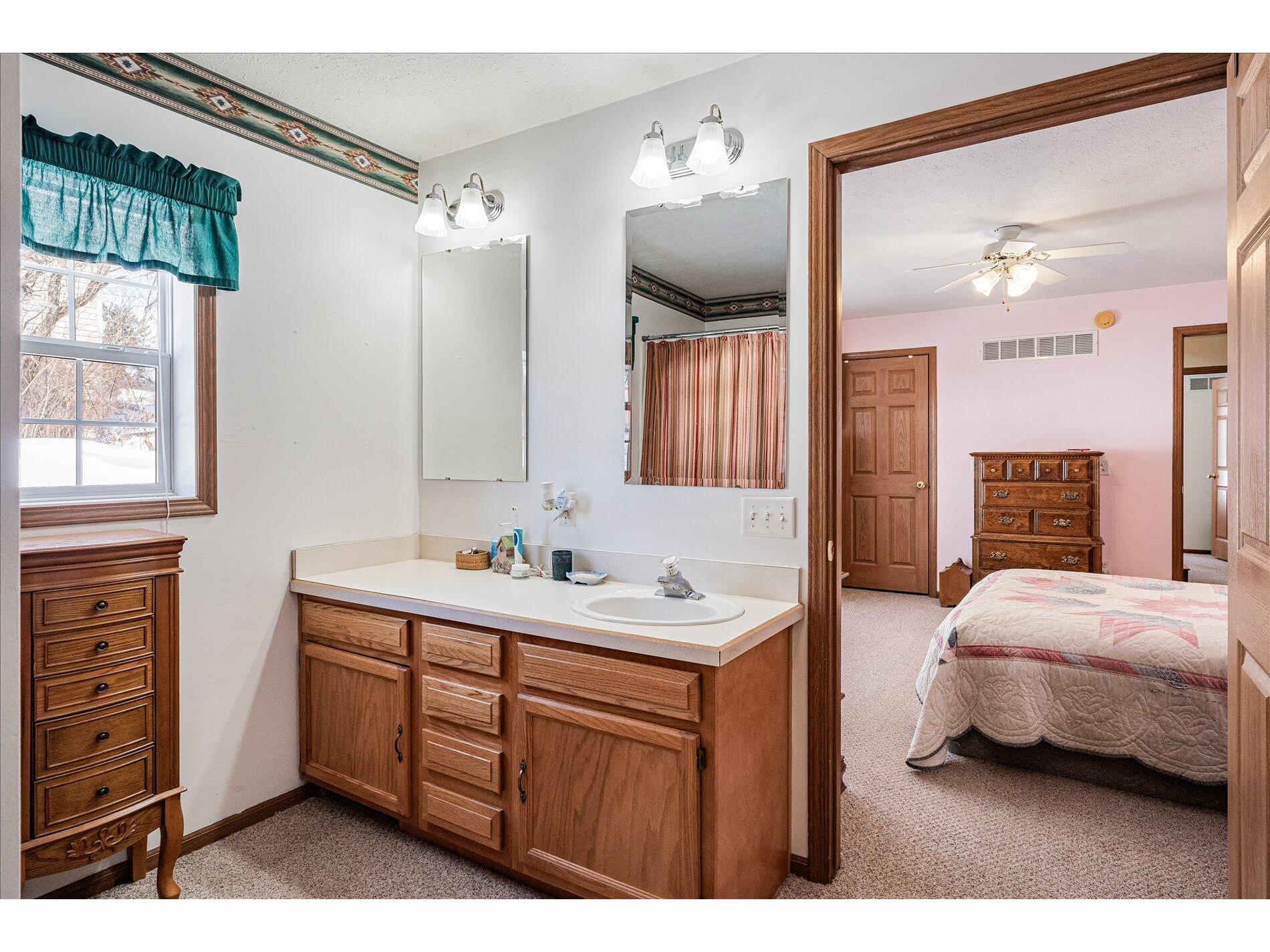 101 Masrud Westby WI 54667 1954375 image13