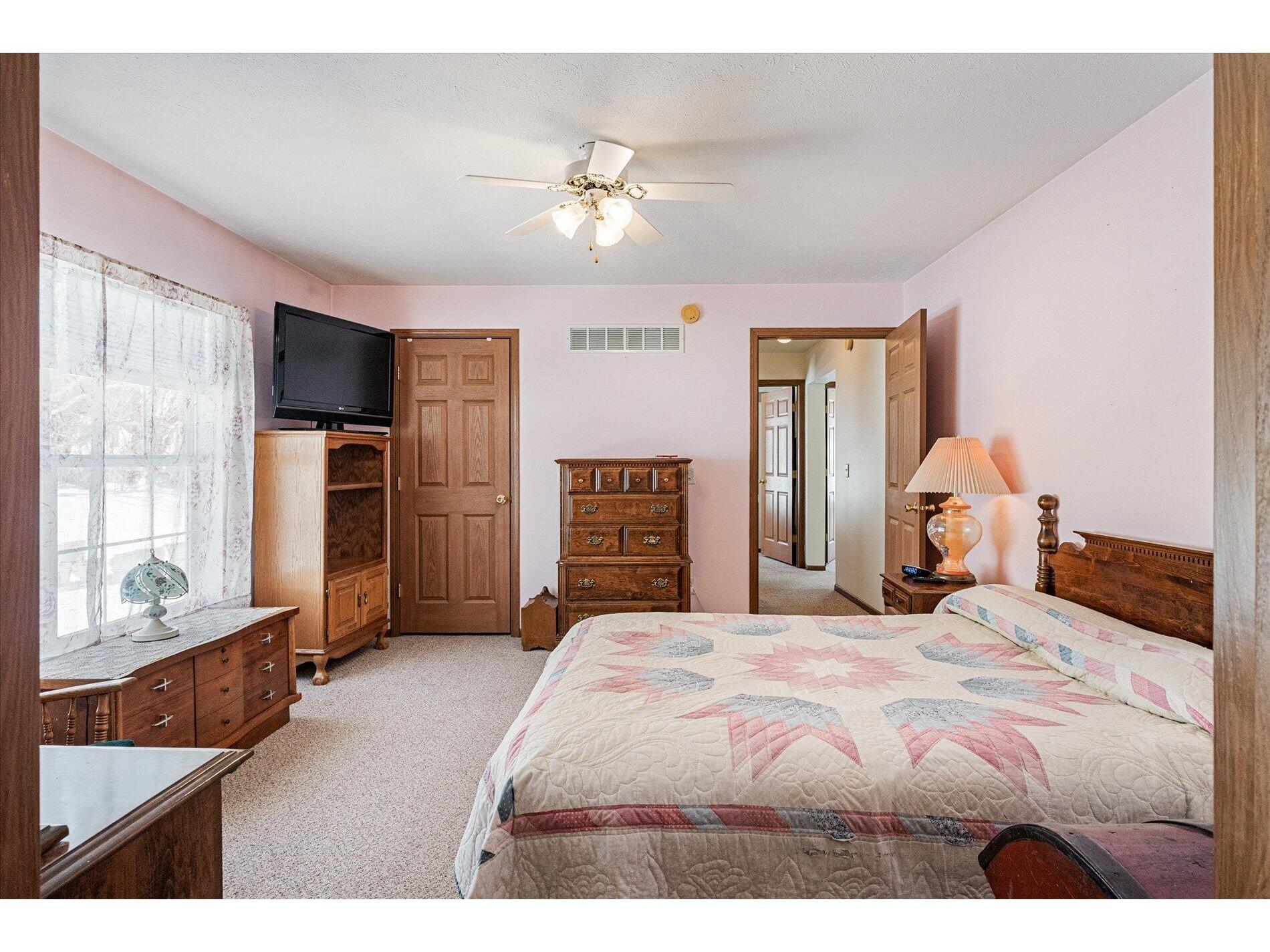 101 Masrud Westby WI 54667 1954375 image14