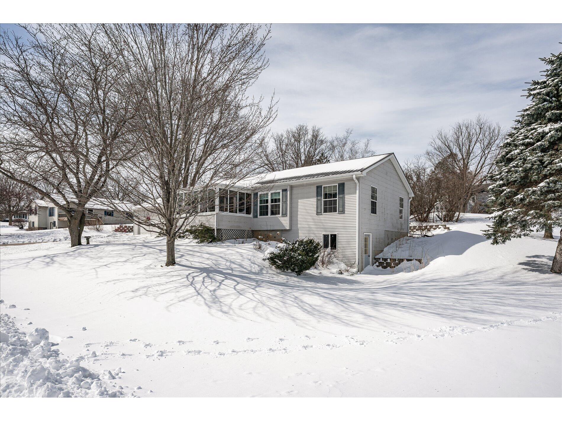 101 Masrud Westby WI 54667 1954375 image22