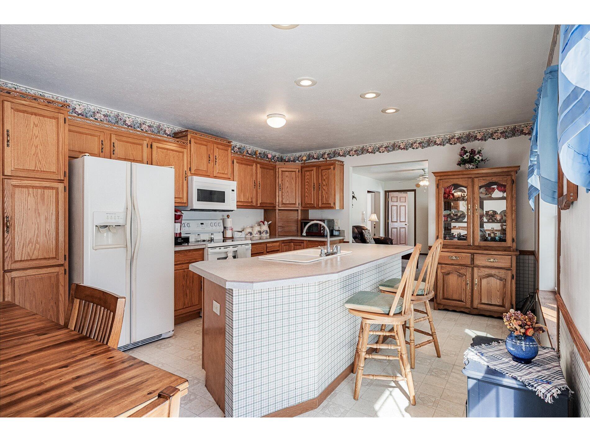 101 Masrud Westby WI 54667 1954375 image5